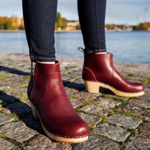 Sweedish Hasbeens Zip It Emy Clog Ankle 